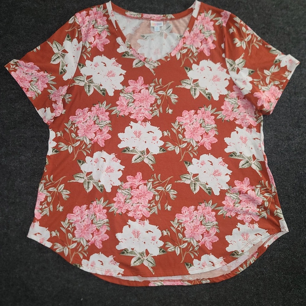 LuLaRoe 2XL Floral Tee Shirt Red Pink White Simply‎ Comfortable Stretch Top